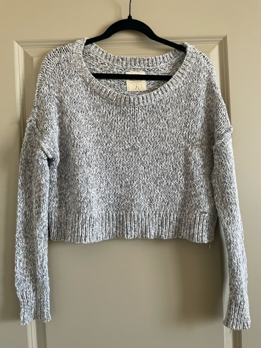 Hollister Gray Marled Cropped Crewneck Sweater